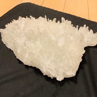 【超レア・20000円】大型の水晶クラスター