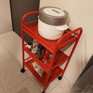 IKEA　キャスター付き キッチンワゴンの画像