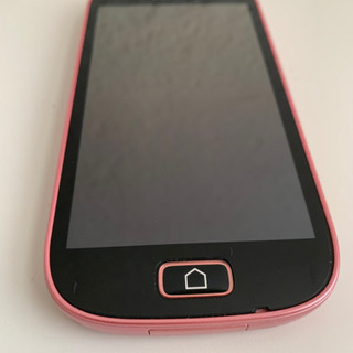 らくらくスマートフォンme F-03Kのピンク　シムフリーの画像