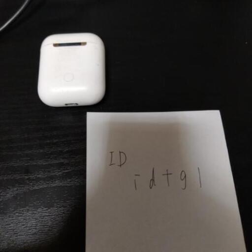 AirPods2　右耳と充電ケース