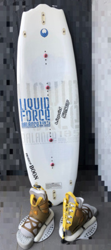 【お譲り先決まりました】ウェイクボード