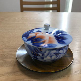 豪華な湯呑み