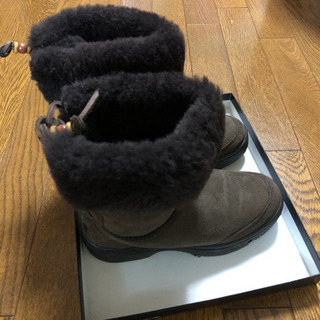 お値下げ検討中！UGG ブーツの画像