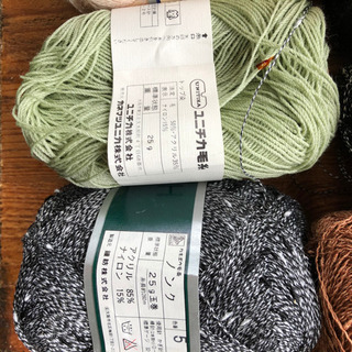 毛糸まとめ売り8玉の画像