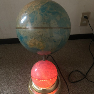 地球儀プラス星座　夜の照明にもなります。の画像