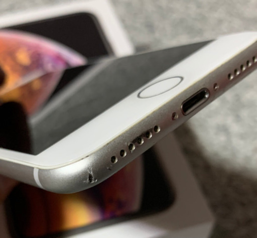 iPhone8 シルバー 64GB SIMフリー