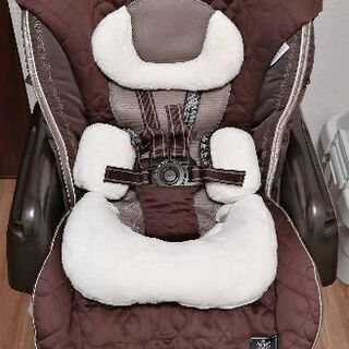 コンビ ネムリラ オートスウィング 電動ココブラウンハイ&ロースウィングラック 電動ハイローチェア】コンビ ネムリラ オートスウィング