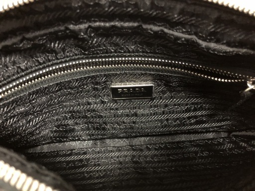 プラダ　ショルダーバッグ　黒　PRADA　ナイロン　NERO BT0429 ITALY ギャランティー付