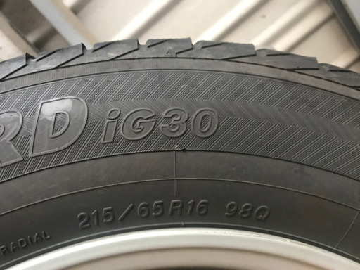 スタッドレスタイヤ4本ホイール付き