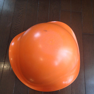 ヘルメットみたいなおもちゃの画像