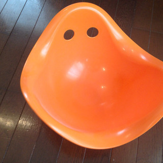 ヘルメットみたいなおもちゃの画像