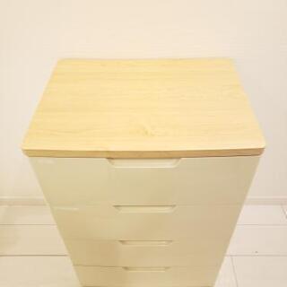 プラスチック4段チェストの画像