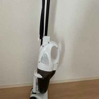 　掃除機　スティック型クリーナー　ニトリ　NTR-400の画像