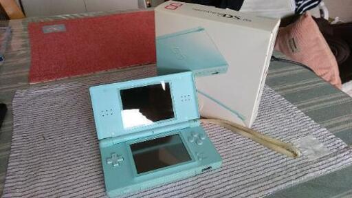 ニンテンドーDS　lite（完動品　箱取説、充電器付）