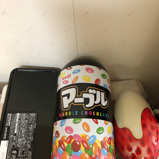 美品。小物入れ缶　3個セットの画像