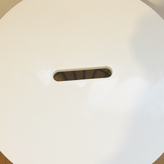 IKEA 丸型ローテーブルの画像