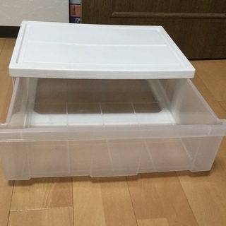 収納ボックスの画像