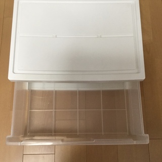 収納ボックスの画像