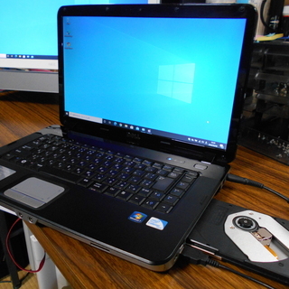 ノートパソコン DELL Vostro1015 Windows10 の画像