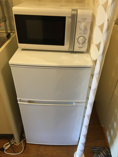 電子レンジ、冷蔵庫