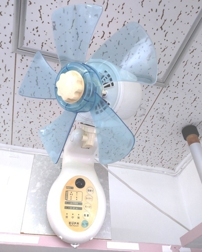 扇風機　壁取り付けタイプ