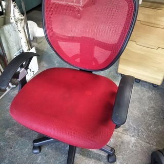 ［赤オフィスチェア］⁑リサイクルショップヘルプの画像