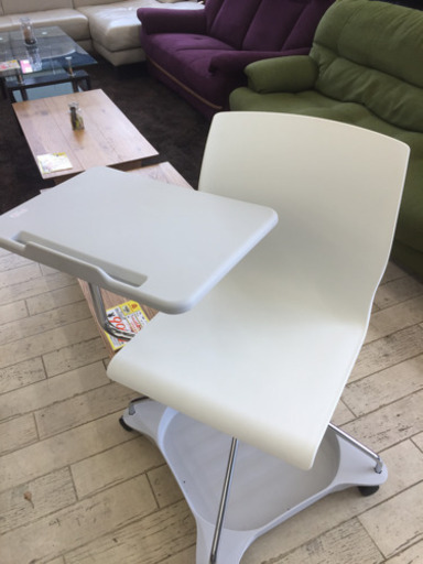 5/6 福岡 東区 和白 定価22,000- サコダ テーブル＆チェア キャスター付き LINA101 ポリプロピレン
