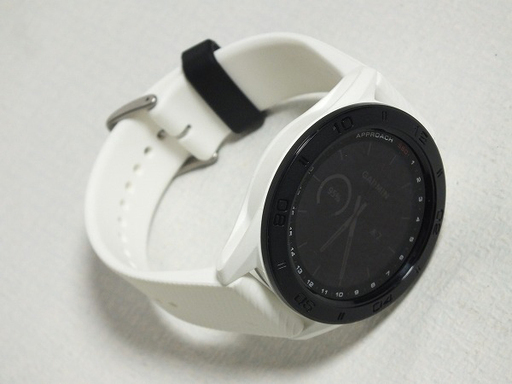 【苫小牧バナナ】美品 GARMIN Approach S60 ホワイト 正規品 GPS ゴルフナビ ガーミン アプローチ 腕時計♪