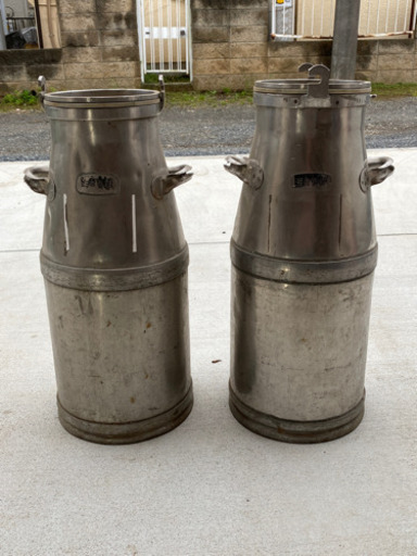ステンレスミルク缶♪ ×2傘立や庭のオブジェやロケットストーブ製作などに！