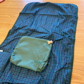 【ほぼ未使用】プチバトー　服　ファミリア　オムツ替えマットの画像