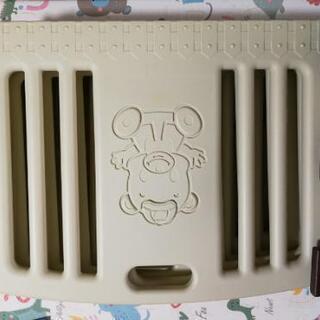 ベビーサークルの画像