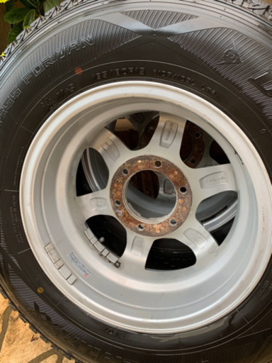 タイヤホイールセット　ハイエース　15インチ