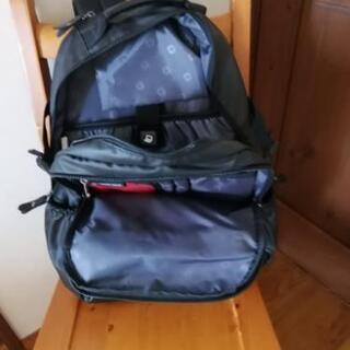 売ります。スイスギア　デイバッグ美品の画像