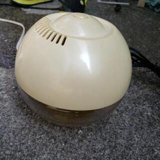色褪せ加湿器あげます。