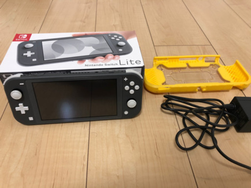 ニンテンドースイッチライト　1か月使用