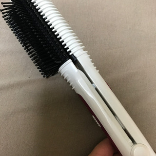クレイツ　ヘアアイロン　ブラシ型アイロン