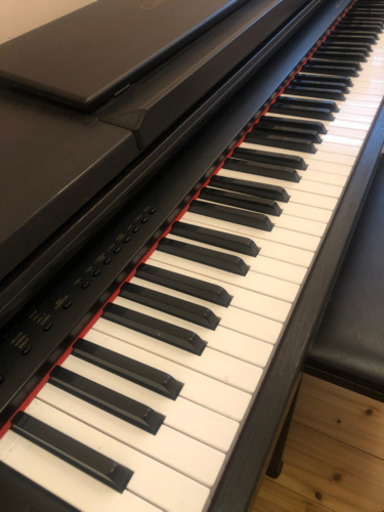 YAMAHA 電子ピアノ