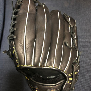軟式野球ボール(未使用)4つ  左利き用グローブ あげます
