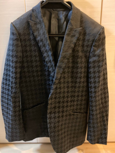 スリーピーススーツ