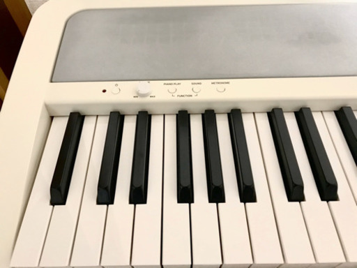 KORG B1 (付属:イス、専用スタンド、ダンパー・ペダル、譜面台、ACアダプター)