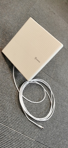★テレビ　アンテナ　地デジ　使用期間4か月　本体のみ　5メートルコード付き★