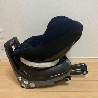 コンビ　チャイルドシート　新生児から　ISOFIX