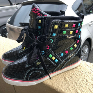 スケッチャーズ　スニーカー　23.5