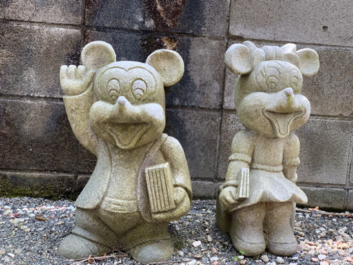 ミッキー&ミニーの石像セット