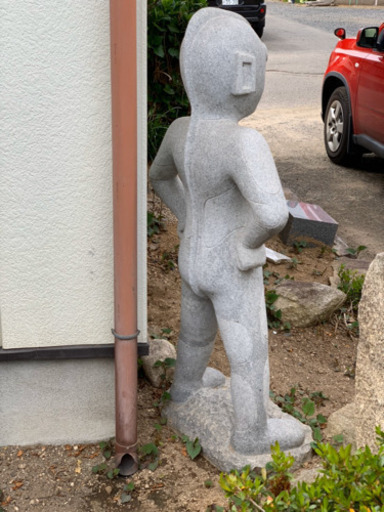 ウルトラマンの石像