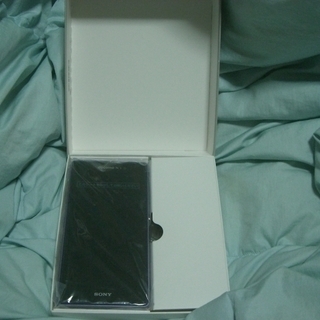 【ほぼ新品】docomo Xperia Z1 SO-01F  パープル　					の画像