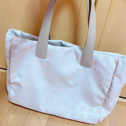 シャネル ❤️ CHANEL ニュートラベルライン トートバッグ キャンパス
