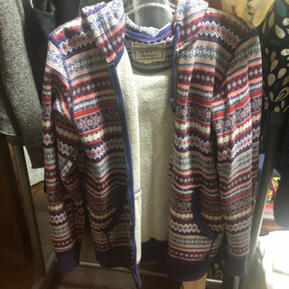 20〜30着からお選び下さい。スカートやワンピースを中心とした古着の画像