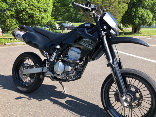 D トラッカー　8500km 自賠責　1年