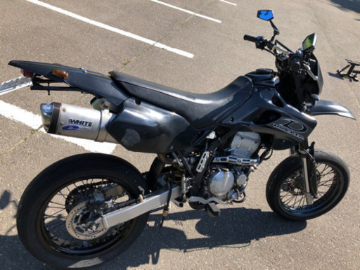 D トラッカー　8500km 自賠責　1年